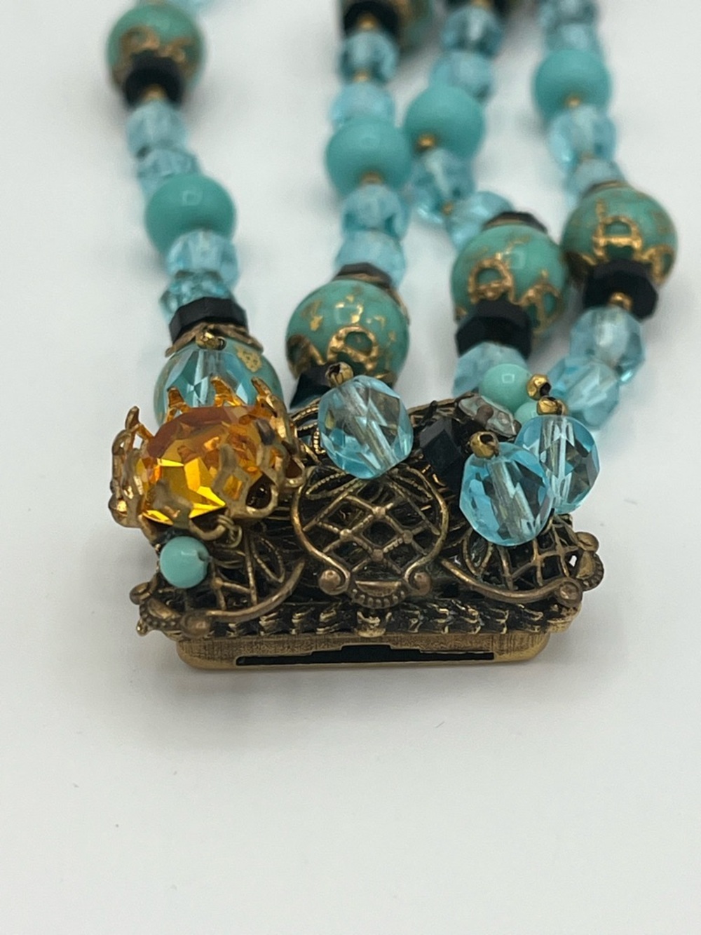 Unsigned Miriam Haskell Robin's Egg Blue Four-Strand Bracelet & Filigree Earring - Picture 13 of 13